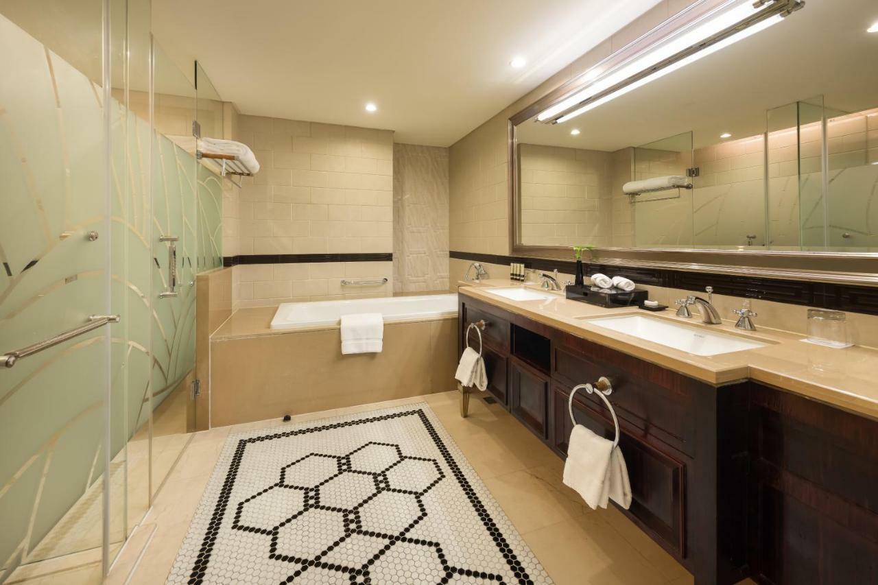 Hotel Paramount Gallery 5*